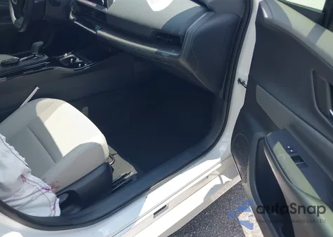 2024 Toyota Prius Xle из США, поврежденный, VIN JTDACAAU7R3047136